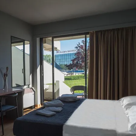 Alba Hotel 4*