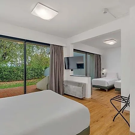 Alba Hotel Hotel 4*