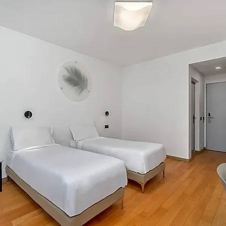 Alba Hotel Hotel
